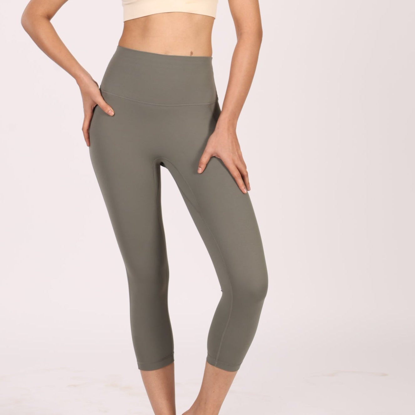 Capri Leggings