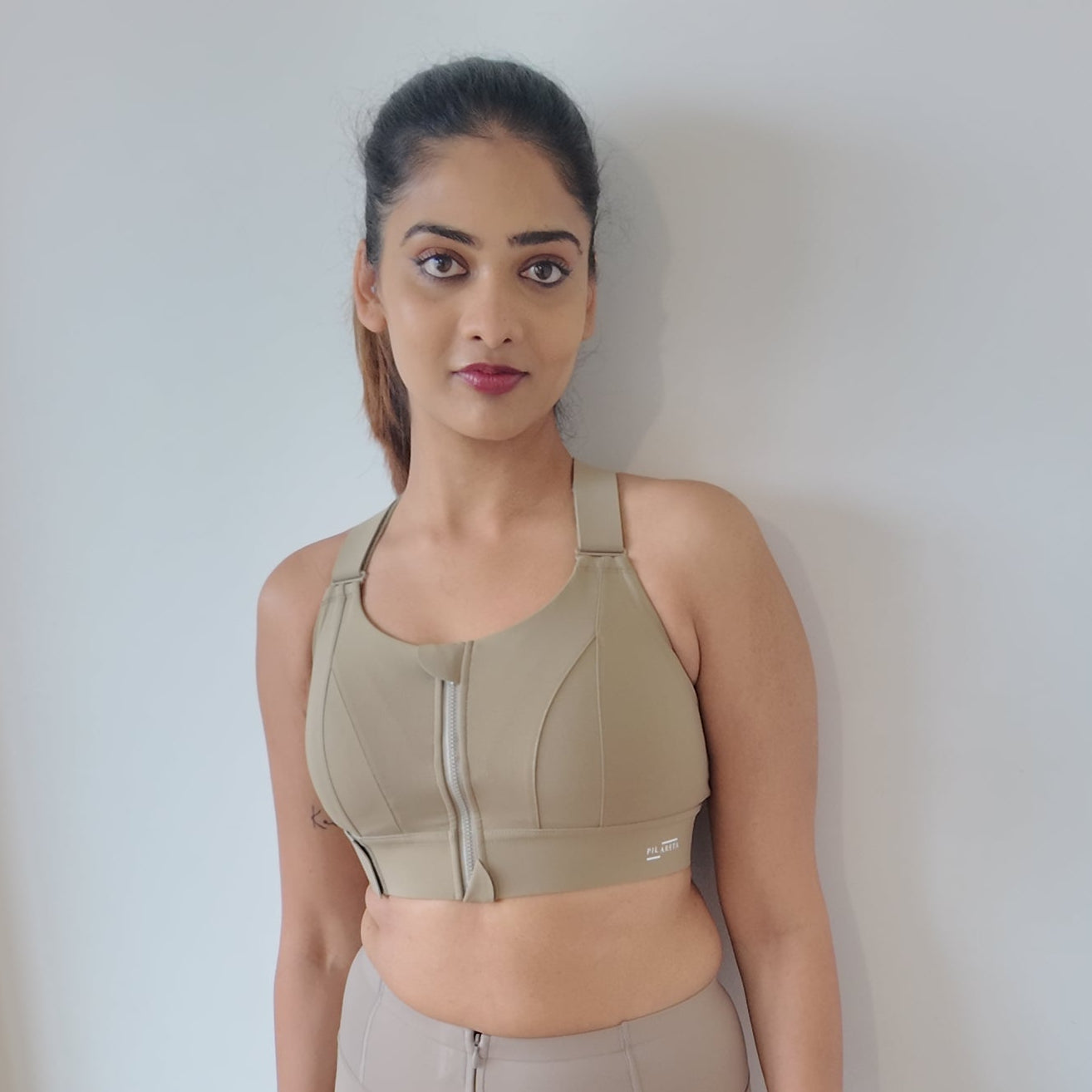 Front Zip High Impact Bra With Adjustable Chest Strap