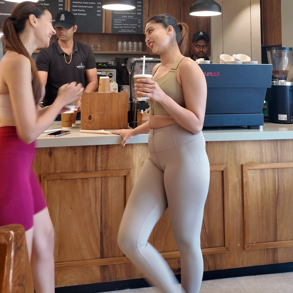 Leggings With Front Zip