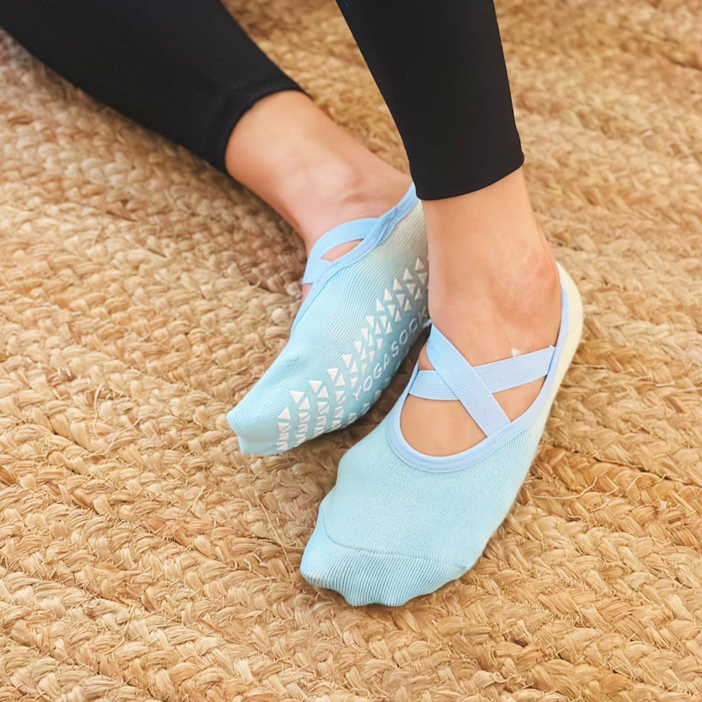 Two-Toned Ombré Grip Socks