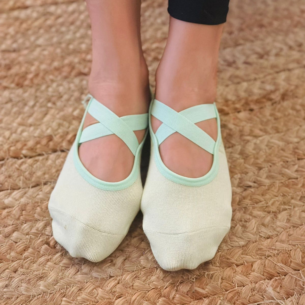 Two-Toned Ombré Grip Socks